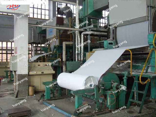 máquina de la fabricación de papel de papel higiénico 15tpd de 2800m m para la cadena de producción enorme del rollo del tejido